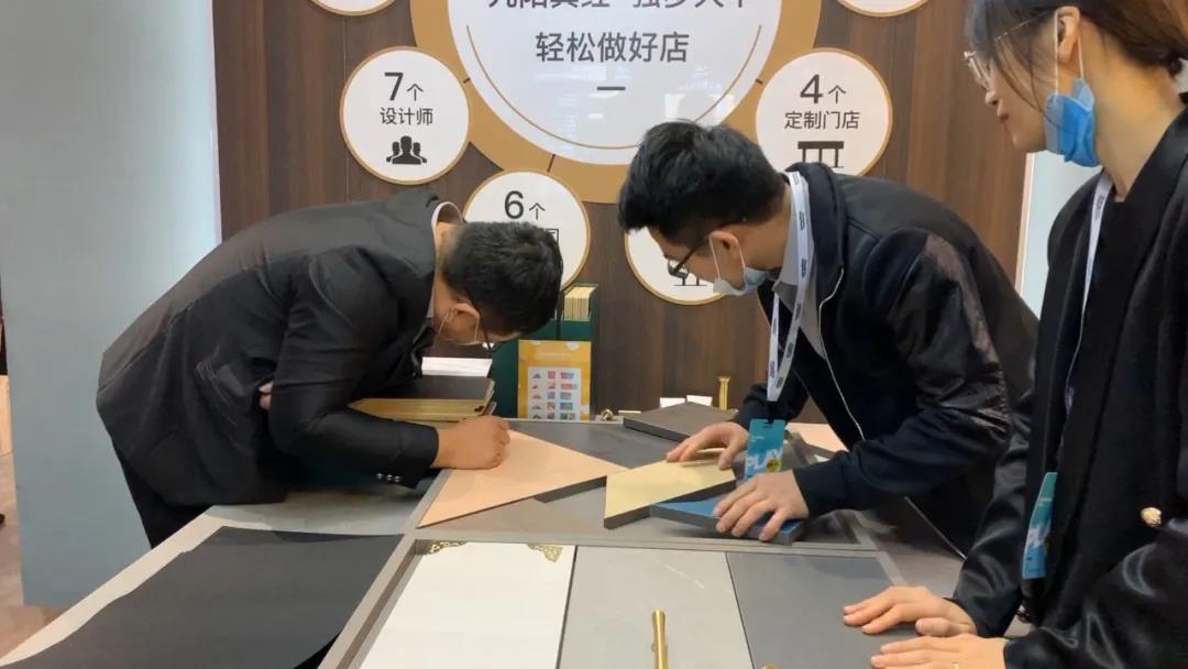 2020廣州設(shè)計(jì)周圓滿落幕，帶您回顧華洲的“新花樣”！(圖7)