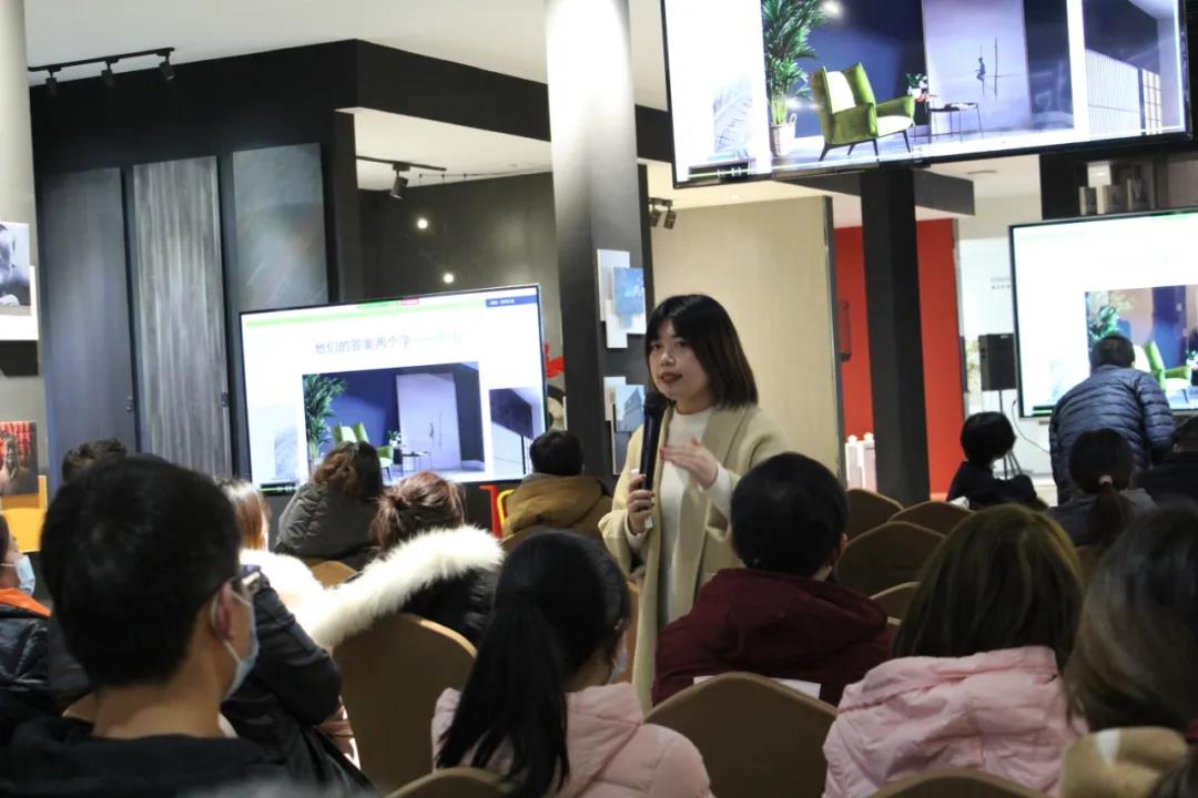 恭喜！華洲木業(yè)（陜西）運營中心首航儀式暨供應(yīng)鏈賦能模式發(fā)布會圓滿舉辦！(圖5)